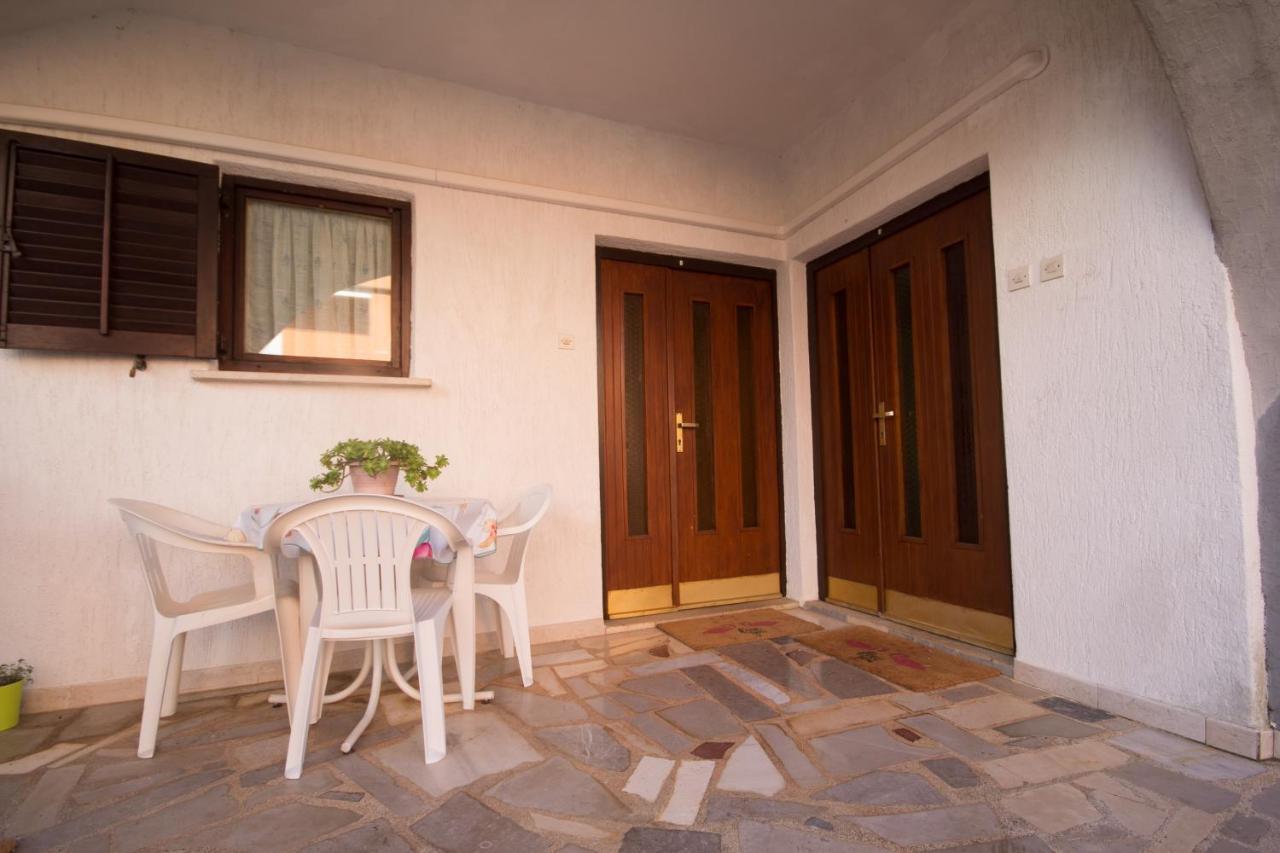 Villa Maria Novigrad Istria Buitenkant foto