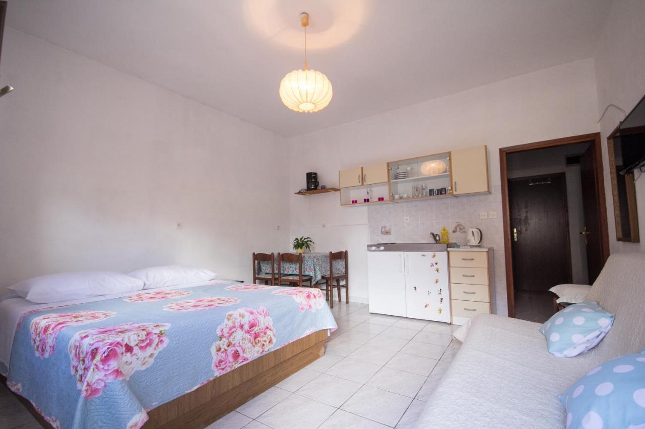 Villa Maria Novigrad Istria Buitenkant foto